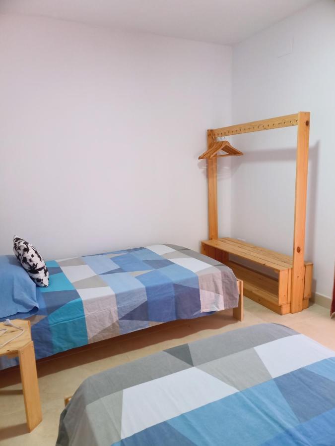 Chalet Amplio Con Jardin Y Zona Barbacoa. Reus Luaran gambar