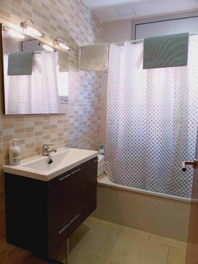 Chalet Amplio Con Jardin Y Zona Barbacoa. Reus Luaran gambar